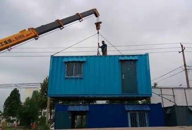 新泰吊装彩钢房